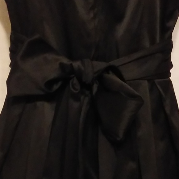 3/$15 CLOSET CLOSING BLACK RUFFLE BUST PARTY DRESS - Picture 6 of 8